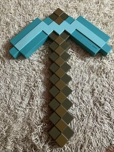 Minecraft Diamond Spitzhacke Pickaxe Fancy Costume Accessory Kids Adults - Bild 1 von 2