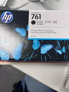 Genuine HP DesignJet T7100 761 DARK GRAY Ink Cartridge 400ml cm996a Exp 2018 - Picture 1 of 2