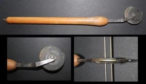 Vergoldeisen ROLLE 19. Jh. mit sehr großem Griff Bronze Einband Vergoldung Binder #139 - Bild 1 von 1