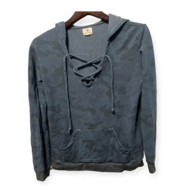 Sundry Camo Lace Hoodie Size 2 - Image 1 of 4