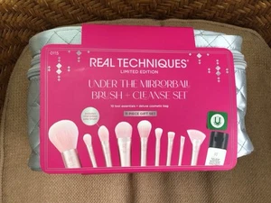Set Pennelli Real Techniques Edizione Limitata Sotto la Palla Specchio + Pulizia - Foto 1 di 4