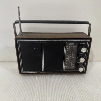 Vintage Sears AM / FM Radio Battery Powered With Handle Solid State - Image 1 of 4