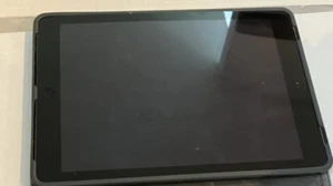 Apple iPad Air (1st Gen)  MD785LL/A 16 GB - Wi-Fi - 9.7 in - Silver - Picture 1 of 2