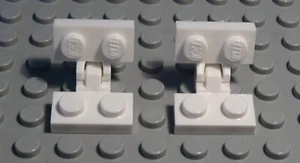 Lego Piastra Con Griglia Cerniera 1x2 Su 1x2 Bianco 2 Pezzi - Picture 1 of 1