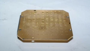 APPLIED BIOSYSTEMS PERSEPTIVE VOYAGER 100 POSITION SAMPLE PLATE A&B V700401 GOLD - Picture 1 of 5