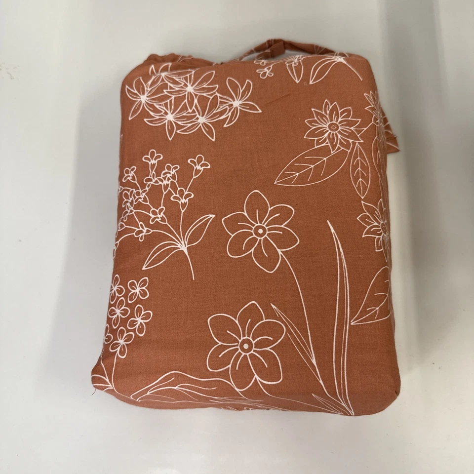 Sateen Cotton Sheet Set Rust Light Floral - Room Essentials Full 4 pc New - Image 1 of 2