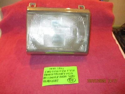 1987-1991 FORD F150 F250 F350 BRONCO FAROL DIREITO FABRICANTE DE EQUIPAMENTO ORIGINAL FRETE GRÁTIS - Imagem 1 de 4