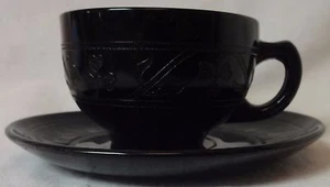 Cloverleaf Black Cup & Saucer Hazel Atlas Glass Company - Picture 1 of 2