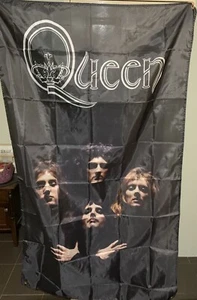 Queen Banner - Picture 1 of 1