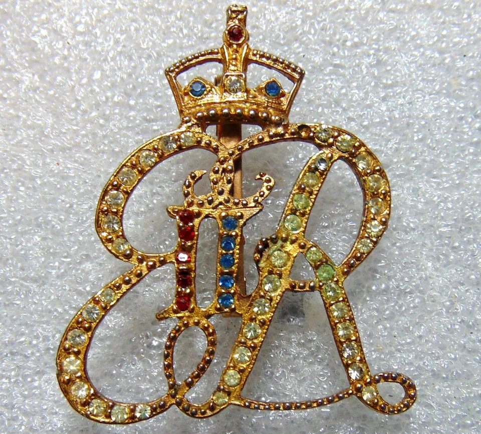 Queen Elizabeth II / ERII 1953 Coronation "Jewelled" Pin Badge / Brooch - Image 1 of 2
