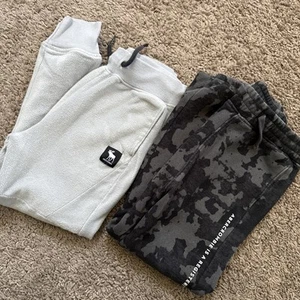 2 Pairs Abercrombie & Fitch Boys Sweatpants Size 7/8 - Picture 1 of 12