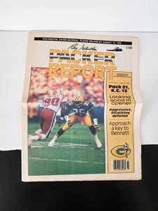 Green Bay Packers "Packer Report" Newspaper, (Aug. 1992), (Vinnie Clark Cover) - Picture 1 of 6