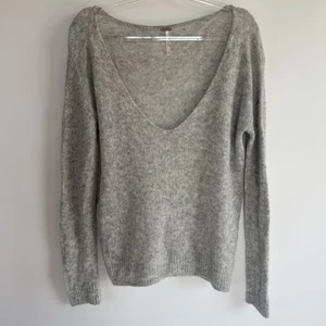 Free People Women's Sweater XS Gray Lofty Alpaca Wool Oversized V Neck - Picture 1 of 14