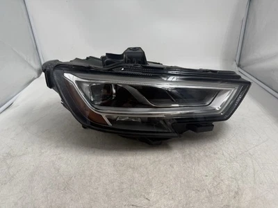 FARO XENÓN LADO DERECHO PASAJERO AUDI A3 S3 2017-2020 OEM USADO 8V0941774E Foto 1 de 4