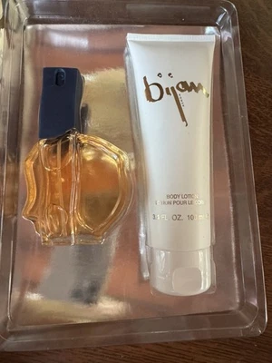 Bijan Mujer Vintage Set de Regalo 1.0 EDT Eau De Toilette Spray + Loción 3.4oz Foto 1 de 4