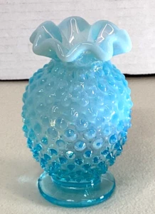Fenton Hobnail Mini Vase Blue Opalescent Glass Ruffled Edge Vintage 3.5" Tall - Picture 1 of 9
