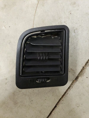 Chevrolet Avalanche 1500 2500 LH 2002 OEM lado del conductor carbón calefacción ventilación Foto 1 de 2