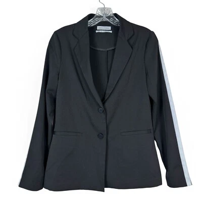 Blazer Urban Outfitters para mujer talla XS negro con rayas en las mangas Foto 1 de 4
