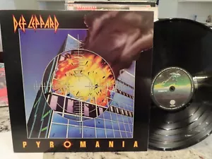 DEF LEPPARD PYROMANIA VERTIGO 25PP59 Japan NEAR MINT NM VINYL LP LOW $$ - Picture 1 of 4