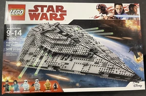 LEGO Star Wars First Order Star Destroyer 75190 * Damaged Box * Retired * Sealed - Picture 1 of 13