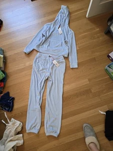 Vineyard Vines Girls Velour Jet Set Sz L NWT - Picture 1 of 8