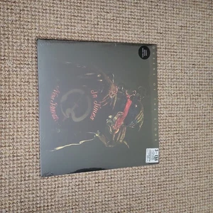 Queens Of The Stone Age In Times New Roman Opaque White Vinyl LP (New & Sealed) - Picture 1 of 4