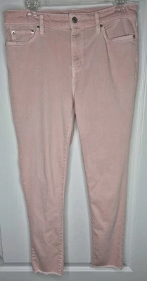 Lauren Ralph Lauren premier skinny cropped Light Pink Denim W/ Frayed Hem size 8 - Image 1 of 4