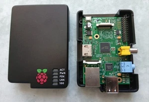Raspberry Pi 2011. With Case. - Afbeelding 1 van 8