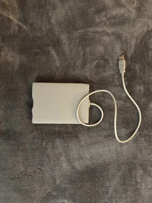 External 3.5" Floppy Disk Drive -SmartDisk Ativa FDUSB-TM2 USB - Image 1 of 4