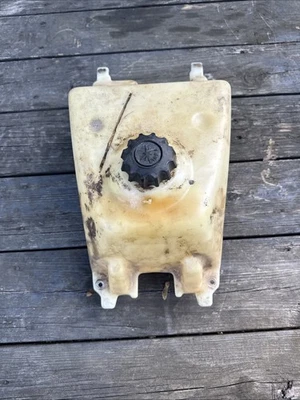 Tanque de gasolina Polaris Scrambler 400 2000 #2 Foto 1 de 4