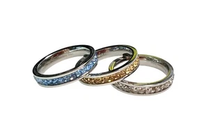 JUEGO DE TRES anillos de banda de piedras preciosas de acero inoxidable impecables talla 7 - Imagen 1 de 13