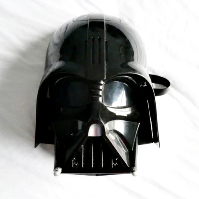 2013 Hasbro Star Wars Darth Vader Electronic Voice Changing Helmet Mask Works - Image 1 of 4
