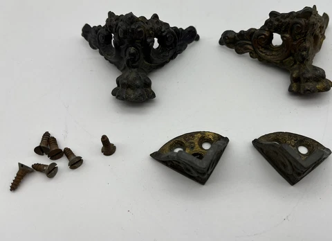 Vintage Lot 4 metal cast iron small furniture feet 1.75”t & .75” t Rustic Cover