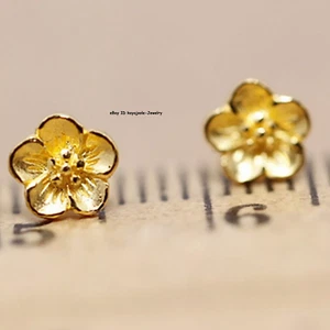 Pure 999 24K Yellow Gold Lucky 3D Peach blossom Flower Earrings Stud 0.7-0.9g - Picture 1 of 4