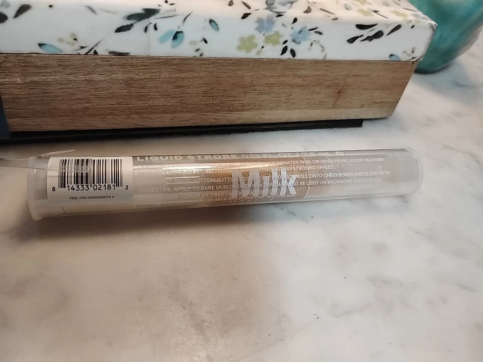 Iluminador estroboscópico líquido maquiagem leite - feixe - - Imagem 1 de 1