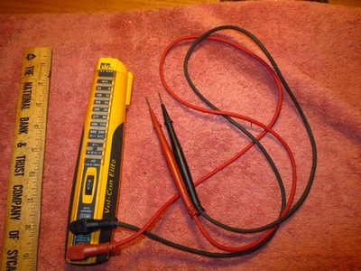 Testador de tensão digital Ideal 61-092 Vol-Con Elite usado - Imagem 1 de 4