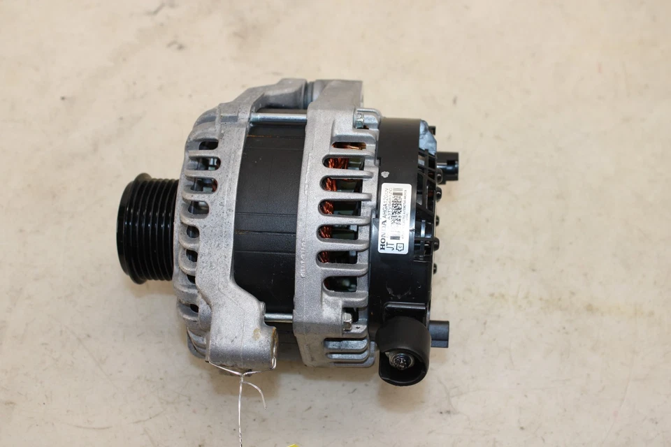 2022-2026 Acura MDX 3.5l Alternator OEM NC71 - Image 1 of 4