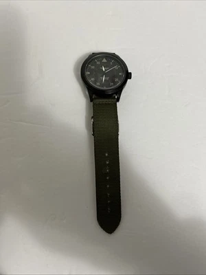 Reloj American Aviator 1945 de lona de acero inoxidable necesita batería. Foto 1 de 4