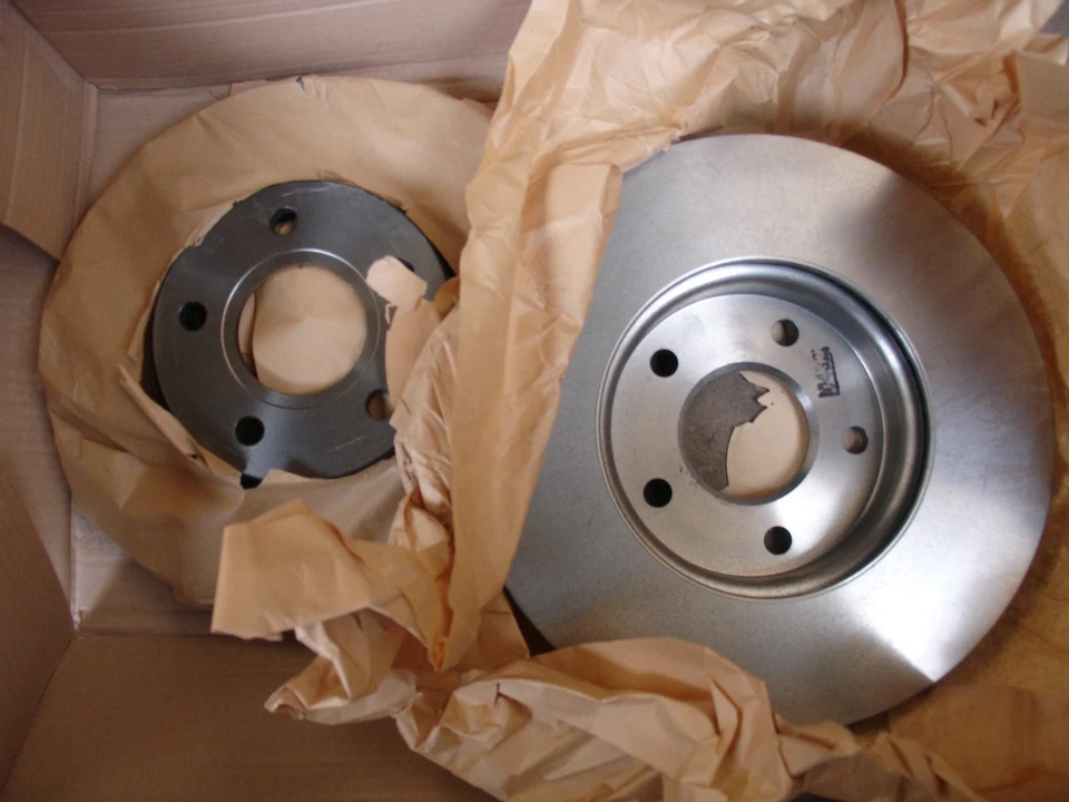 2 передних тормозных диска 1734696 для Ford C-Max 2007-2010 годов выпуска - Изображение 1 из 3