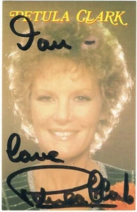 Photo Signée De Petula Clark - Bild 1 von 2