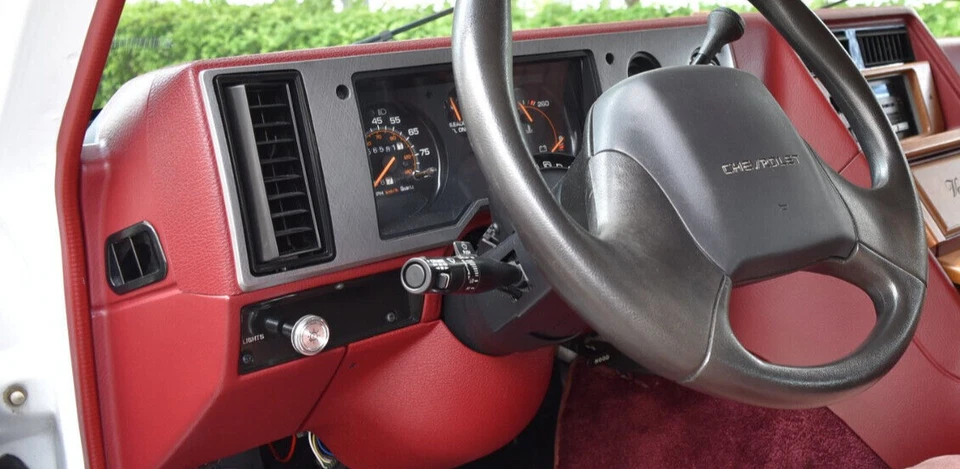 Furgoneta Chevy y GMC serie "G": 1991, 1992, 1993-1996, velocímetro, bisel de tablero Foto 1 de 4