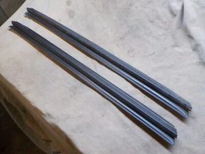 94-01 Dodge Ram 1500 2500 3500 left right INNER front door window glass sweeps - Picture 1 of 2