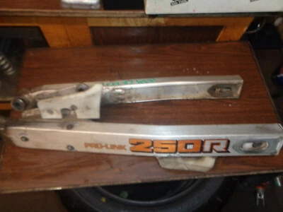 1984 honda cr250r swing arm, 3/20d  Foto 1 de 4