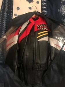 Neu Unisex Motorrad Lederkombi 2-teiler. Sport Racing Biker.  Größe 42 - Bild 1 von 15