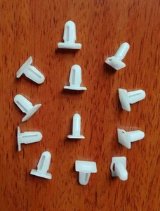 10 Door Sill Covering Clip Nylon Moulding Retainer For BMW E30 E39 E46 Z3 M3 M5 - Picture 1 of 1