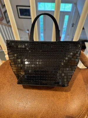 Bolso de Noche Ann Taylor Negro Lentejuelas con Asa Corta, Pies de Metal, Cierre de Cremallera Foto 1 de 4