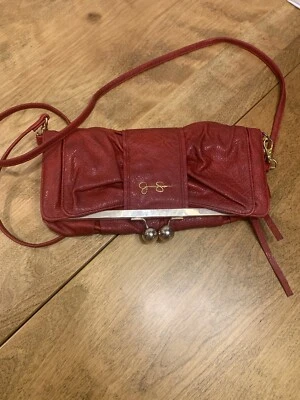 JESSICA SIMPSON BOW RED WRSITLET/EVENING  BAG~Candy Apple Red~Prom~Weddings - Image 1 of 4