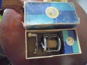 Mulinello da pesca vintage Ocean City #993 / scatola grande / bobina extra - Foto 1 di 9