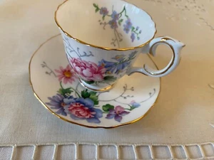 Crown Staffordshire Tasse à Café/ Porcelaine Modèle " England's Glory " England - Imagen 1 de 17