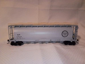 HO Atlas 1957-2 ACF 6-Bay Cylindrical Hopper Missouri Pacific 710279 - Picture 1 of 5